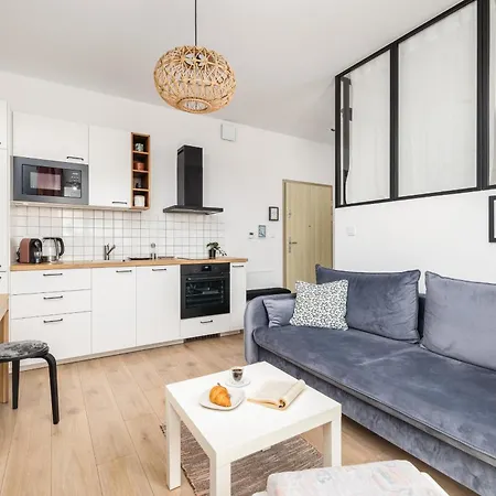 Szprotka With Air-conditioning & Parking By Renters Apartamento *